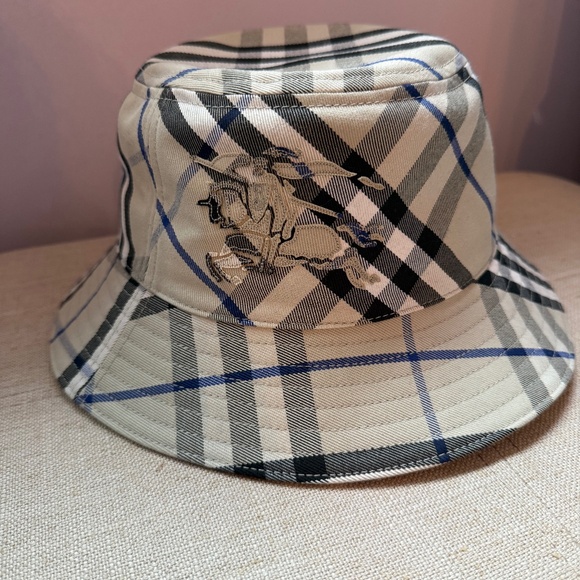 Burberry Check EKD Bucket Hat - Picture 1 of 4